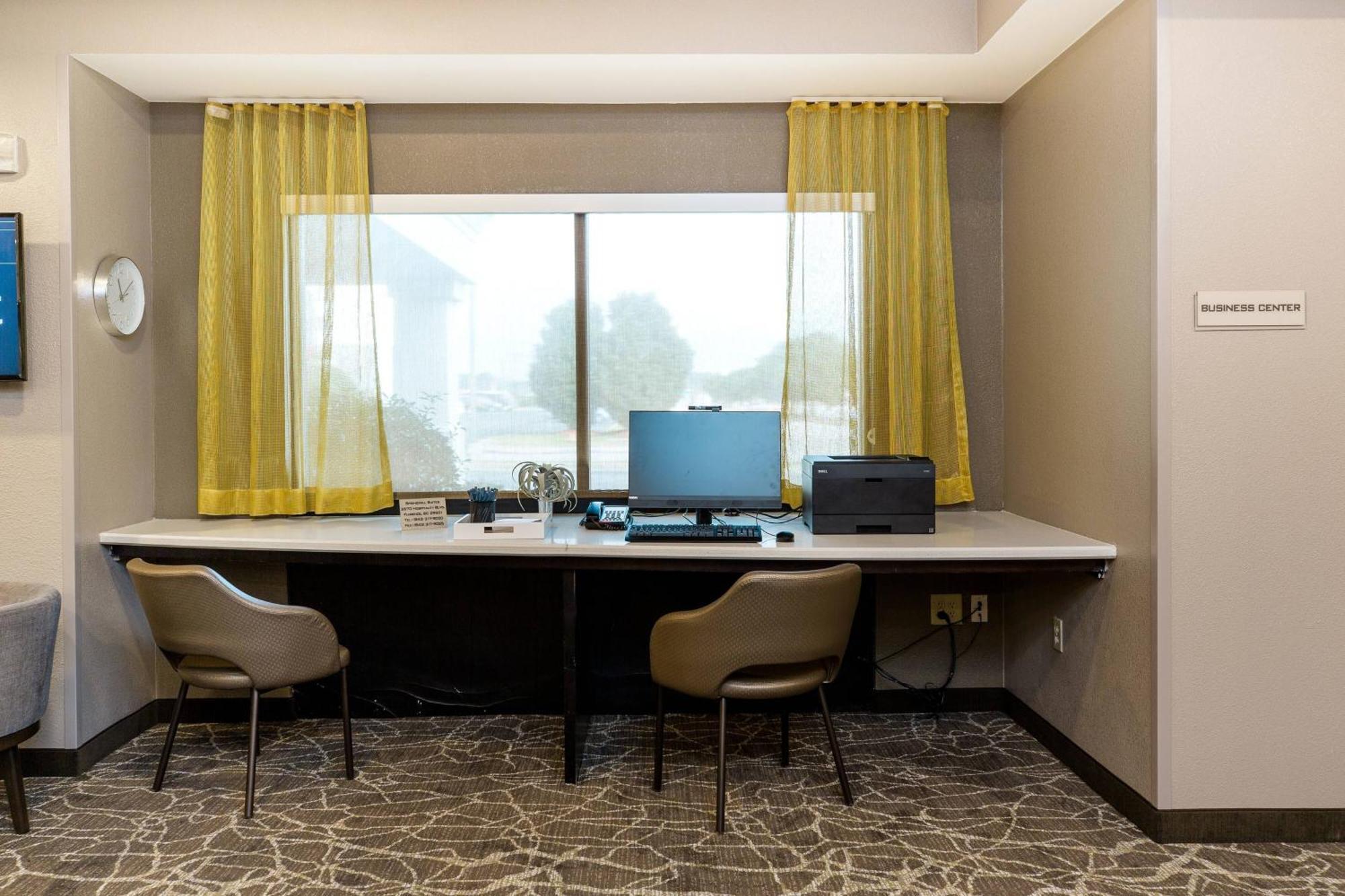Springhill Suites Флоренс Экстерьер фото