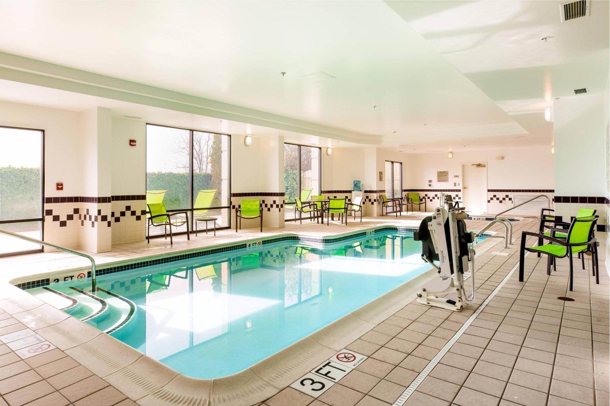 Springhill Suites Флоренс Экстерьер фото